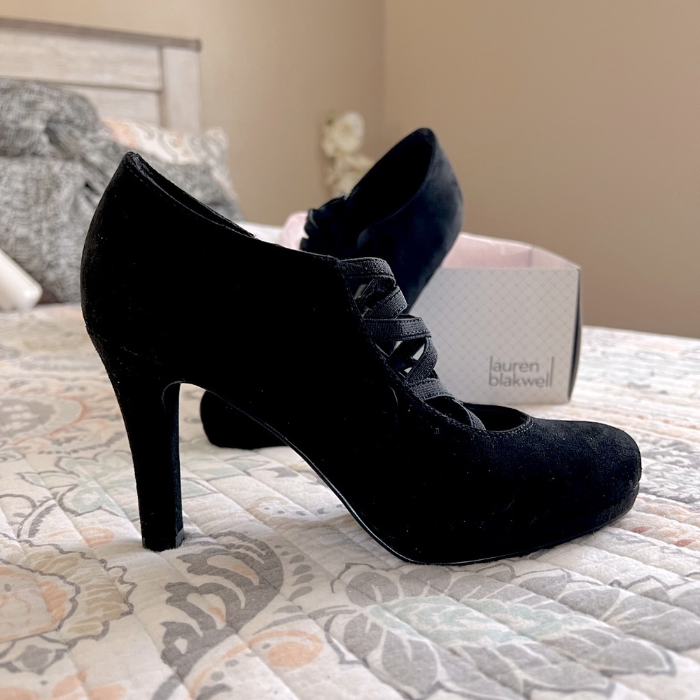 Lauren Blackwell Sz 8 Heel
